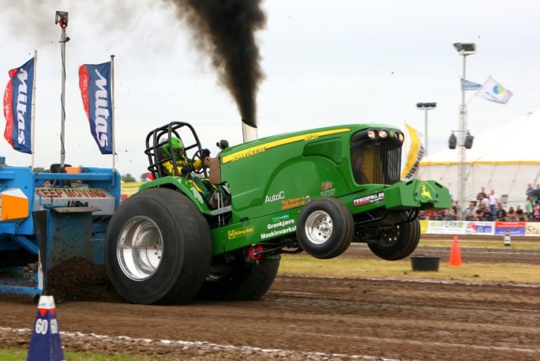 John Deere Tractor Price List and Specifications