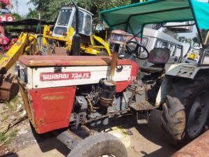 Swaraj 724 FE old Tractor 